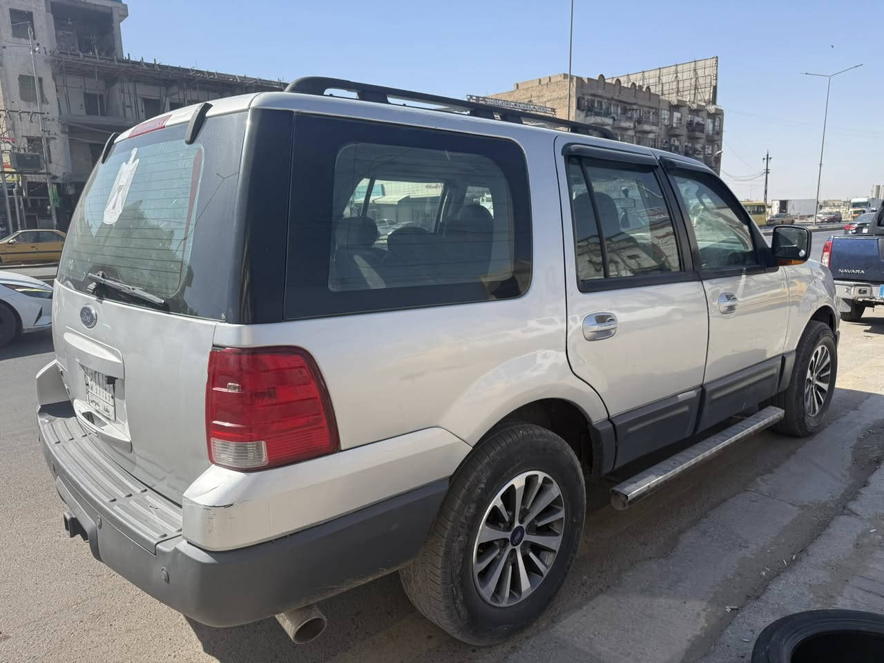 فورد اكسبديشن موديل 2004
بيها صبغ احزام بسبب الجراد
مكينه 8 سلندر خير من الله 
حداديه خير من الله 
تبريد خير من الله
كهربائيات جاهزه وكامله 
تايرات تخم 
رقم بغداد ثاني يوم تحويل 
7 راكب 
٣ قطع تبريد
سياره جاهزه وحلوه 
عارضها 
65 ورقه وبيها مجال
لاستفسار 
***********
