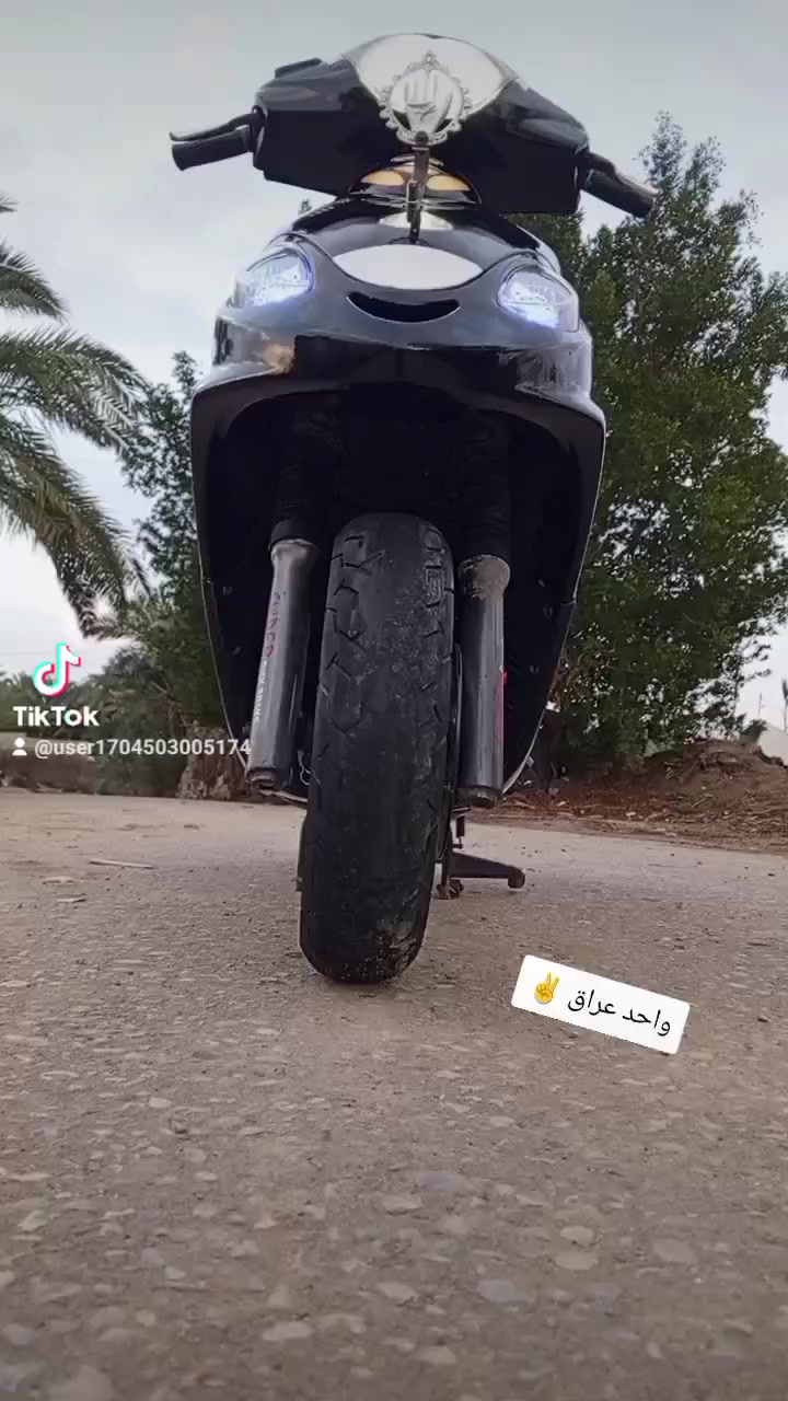 السلام عليكم دراجه كامكو للبيع ماناقصه شي و الدراجه جديده والتواير جدد وكلها شغاله موديلها 13 المكان قلعة السكر للتواصل ***********  السعر 600 وبيها مجال
