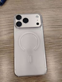 17بروماكس ذ٢٥٦  الشريحة الإلكترونية eSIM  37 دورة شحن بطارية ١٠٠٪؜   ....