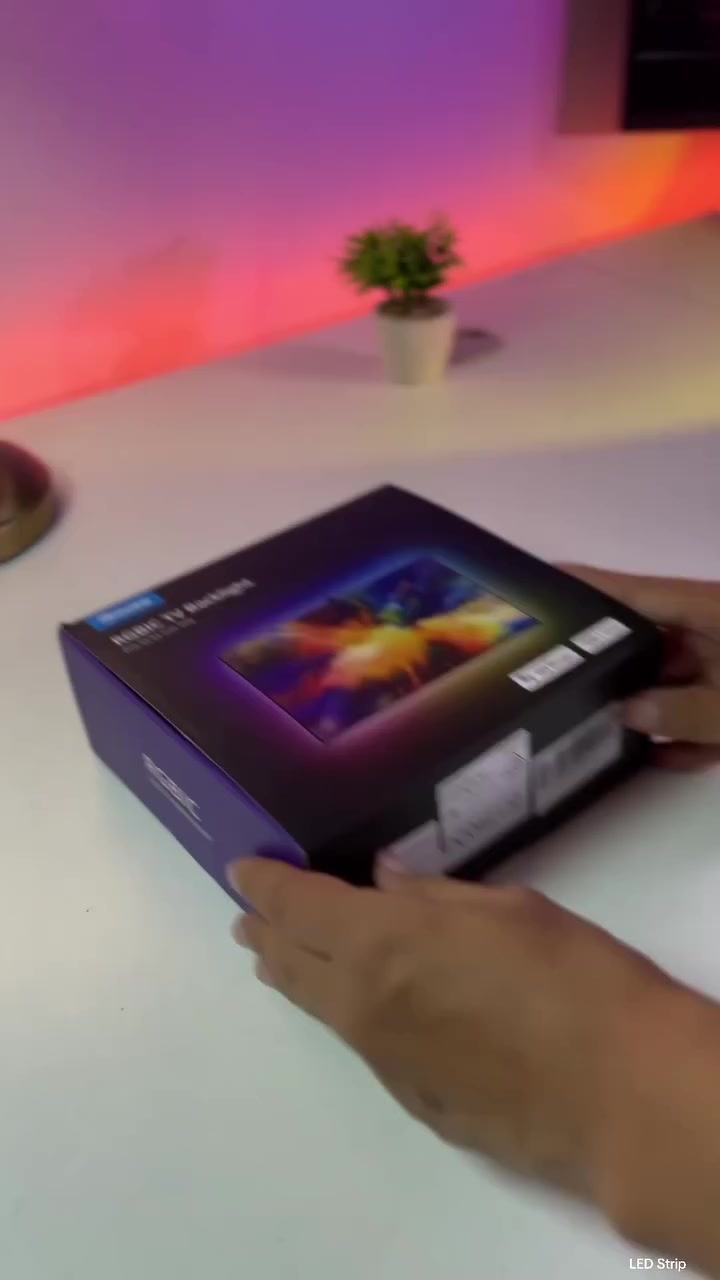 حول صالتك لسينما حقيقية! 🍿
مع إضاءة(55-65) Govee Backlight Tv T1، تقنية Envisual لمزامنة الألوان بدقة 1080p. الشاشة ما راح توقف عند حدودها. الكاميرا الذكية تقرأ ألوان المحتوى وتعكسها على جدارك بلحظتها!
✨ تجربة غامرة للأفلام.
🎮 حماس مضاعف للألعاب.
🗣️ تحكم بالصوت مع Alexa وGoogle.
خليك بقلب الحدث وخلِ ألوانك تعيش!


**إذا كنت صاحب هذا الإعلان وتريد حذفه لأي سبب، رجاءا أرسل رسالة إلى الدعم الفني**