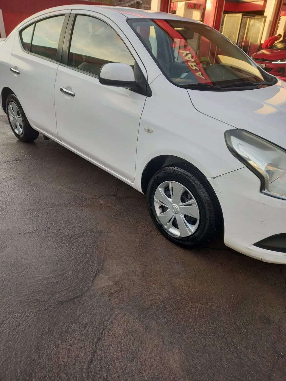 نيسان لاكشميباي ٢٠١٩ ده بل گيچه يه ده نيكله ٩٣ هه زار رؤشتيه سه ياره كه رةقةمي نوئية بةناوي خؤمة له هه ولئره سبوخي دوو ناو ده رگا بئ ناو گرتن سةيارةكة سفري هه ولئره سه يارةكة بة شةرتة بئ تةقةو رةقةية  ***********
سعري 109 أربيل, العراق
