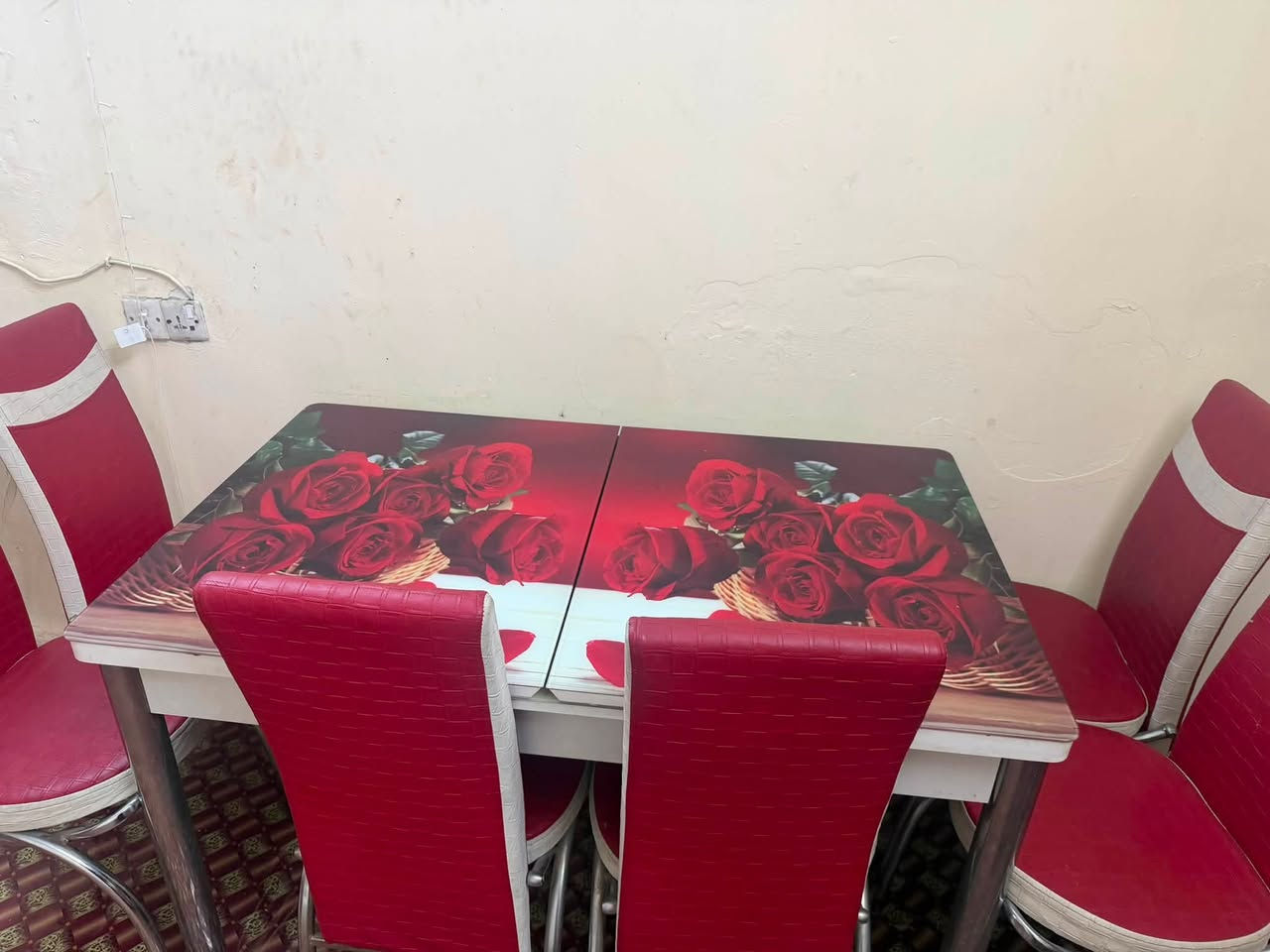 ميز للبيع سعره ١٠٠ عنوان بغداد كاظميه


**إذا كنت صاحب هذا الإعلان وتريد حذفه لأي سبب، رجاءا أرسل رسالة إلى الدعم الفني**