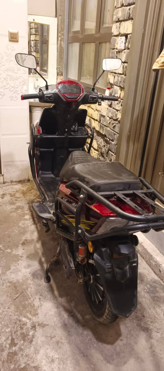سلام عليكم سكنز شحن 6 باتري عل فحص لايت هورن اشاير بك لايت كله شغال اي نقص ما بيه سعر 650 قفل مكاني بغداد 
***********
