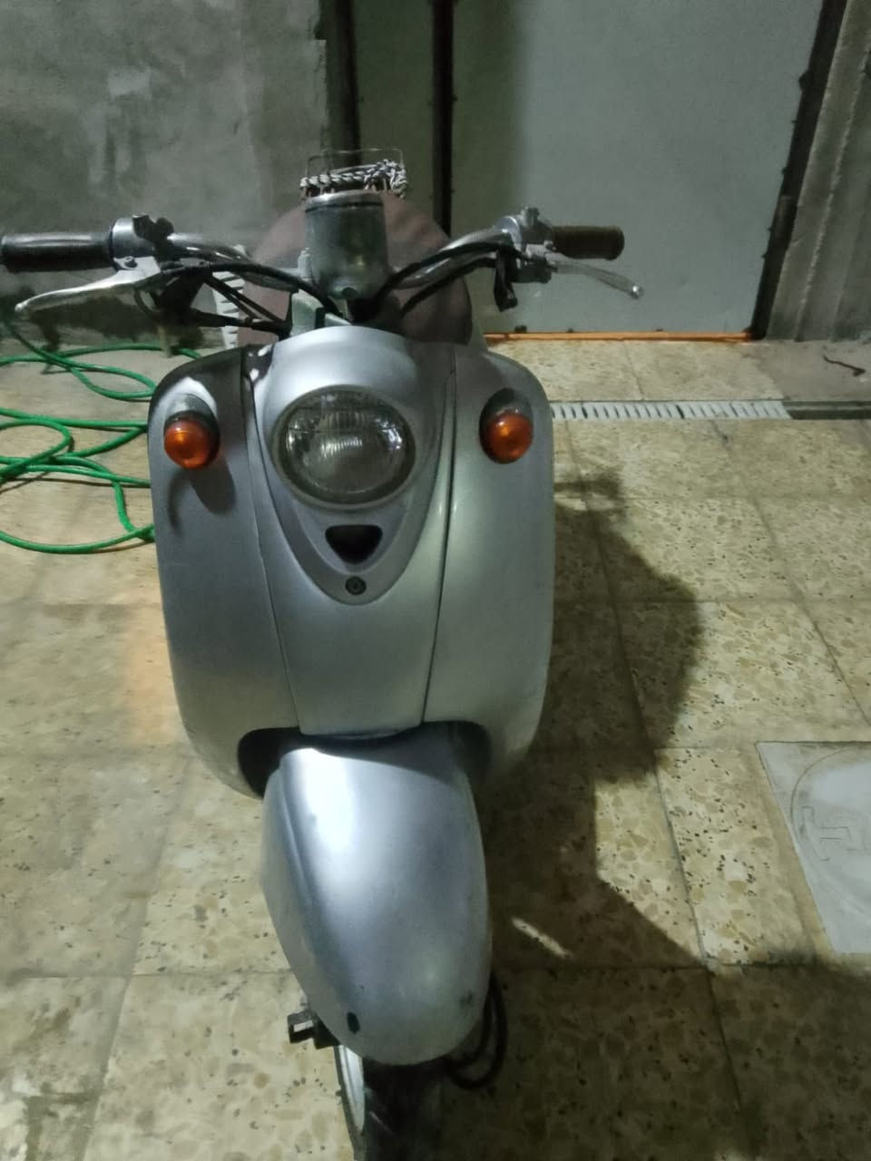 السلام عليكم ، دراجه عبد الحليم سرعه ٦٠ الدراجه ميحتاج احجي عنها مكفوله من كلشي اي نقص مابيها كهربائيات هورن عينه كلشي شغال مابيها اي نقص ومكينتها مابيها شي مامفتوحه دراجه خير من الله سعرها ٢٧٥ وبيها مجال 
في البصره قضاء شط العرب رقم ***********
