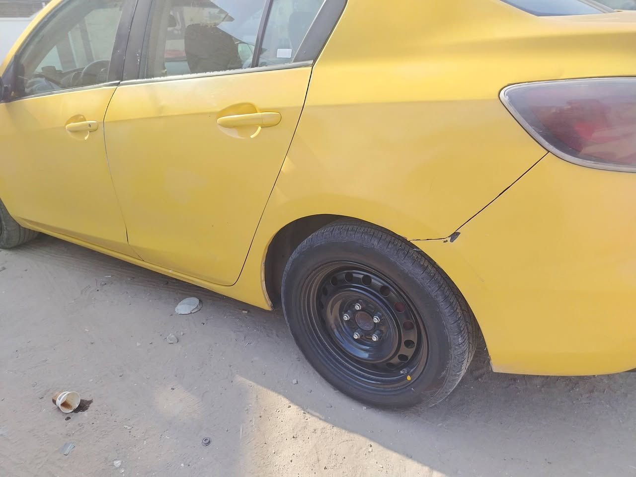 سلام عليكم مازده زوم ثري محرك 2000 كير 5نمر موديل 2011 شاشة تحكمات لايت زنون رقم بغداد مشروع وطني بسمي مكان بغداد ***********  سعر65 اومراوس
