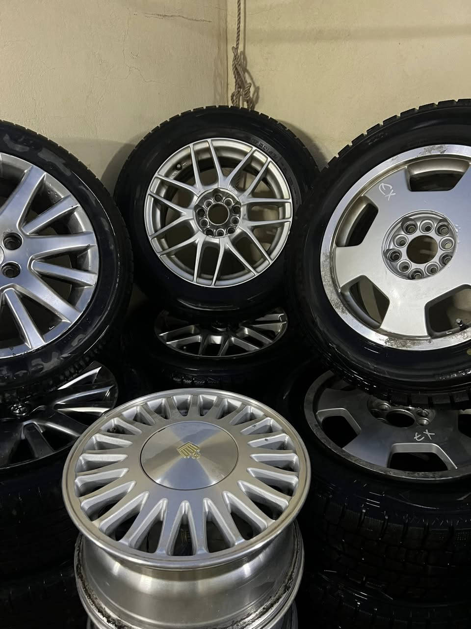 وياله للبيع فقط بدون مراوس مكاني كوفه ***********
