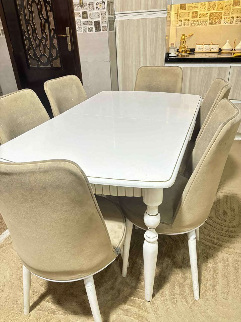 ميز و٦ كراسي يتكبر ويتصغر بدون ضرر
سعره ٣٠٠ المكان حي الصحه


**إذا كنت صاحب هذا الإعلان وتريد حذفه لأي سبب، رجاءا أرسل رسالة إلى الدعم الفني**