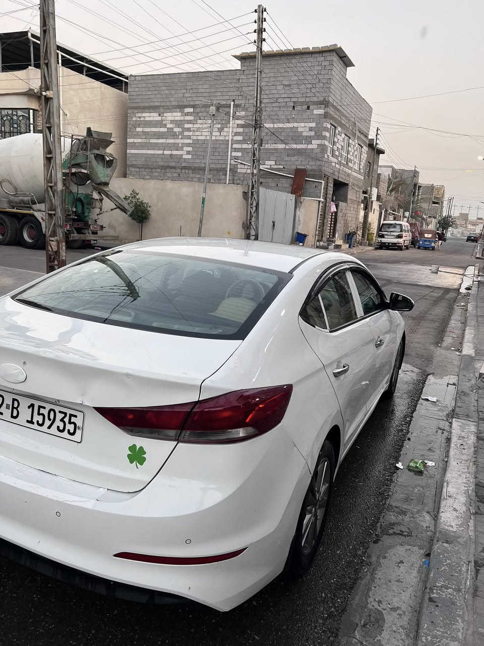 السلام عليكم 
النتره 2017 خليجي 
سياره جازه رقم ربيل تريد تحويل تريد وكاله سنويه 2030 مكينه وكير شرط 1600برقي ما مفتوح بيه بيه كارت وبيه ضربه خفيفه 
سياره نامه حلوه شاشه كامره دواره مكاني بصره القبله تفاصيل كثر خابر وخادم سعر مناسب 135 بيه مجال قليل ***********
