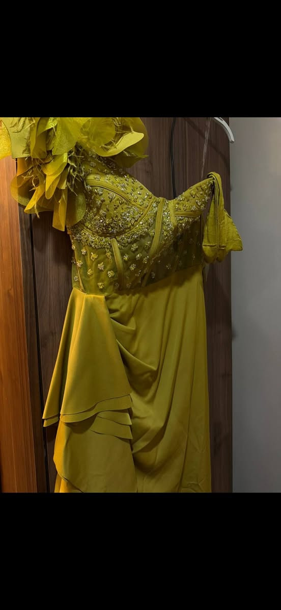 فساتين للبيع من دفاين ماخذتهم لبسه وحده لابستهم والفسفوري ابد مملبوس


**إذا كنت صاحب هذا الإعلان وتريد حذفه لأي سبب، رجاءا أرسل رسالة إلى الدعم الفني**