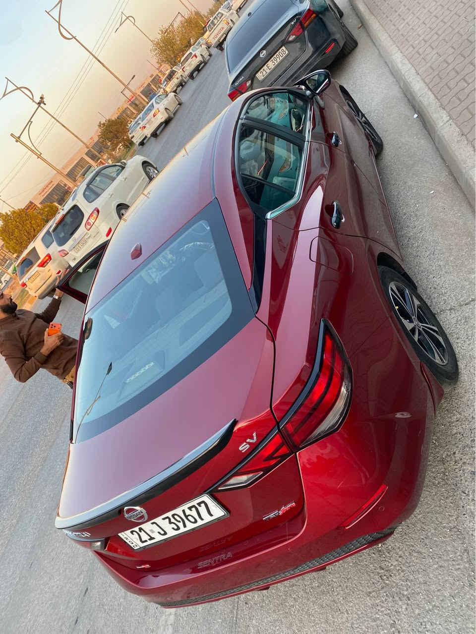 سلام عليكم ورحمة شباب عندي نيسان سنترا 2022ياباني الاصل  رقم سليمانية بسم صاحبي تريد وكاله تريد تحويل كفاله عامة عدا شبرين بخشم البنيد رصعتين بدوسه بدوسه ٥٥ الف ماشيه حقيقي ع وضع شركة معروضه ١٤٥ ومجال قليل اريد مرواس بجيب ١٤ لو ١٣ ونطي فرق نقدي /*********** بغداد, العراق
