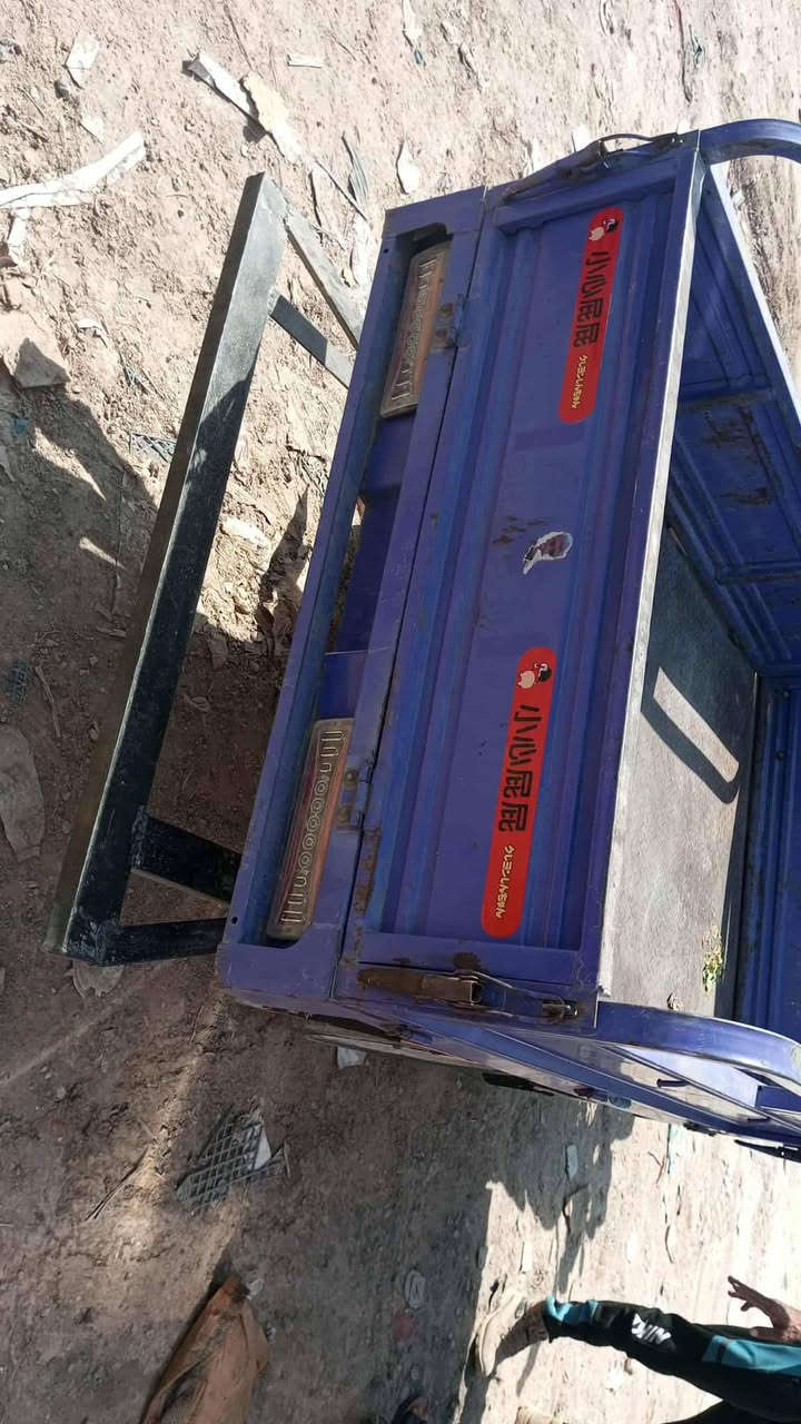 سلام عليكم ستوته البيع موديل 20اوراق اصوليه مكان بغداد قرب بسمايه السعر 1600وبيهه مجال   الستفسار التصال عله الرقم  ***********
