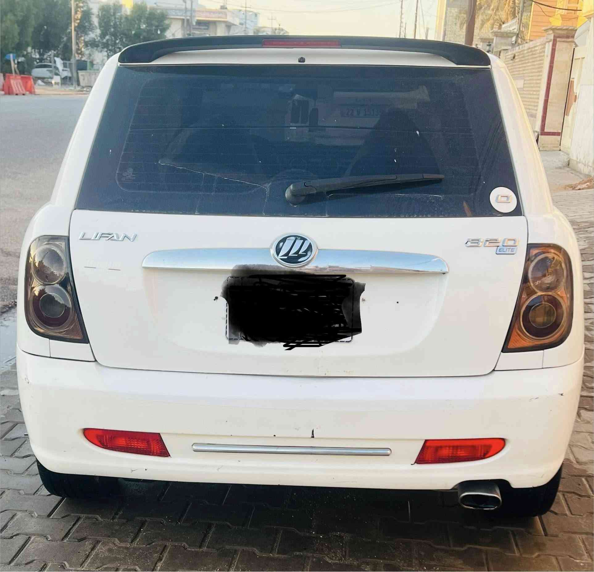 يالله 
ليفان 320
موديل 13
رقم بغداد انكليزي 
كفاله عامه من ضربه وتبديل  
محرك وكير بحاله جيده 
كلج جديد مجموعه كامله 
تبريد ثلج  شغال
حداديه اماميه وخلفيه جديده من دعاميه لدعاميه 
تخم تاير جديد 
ادامه كامله منظومة بانزين 
ادامه كامله منظومة المي 
غرفته جدا نظيفه 
شاشه وسستم صوت جاهزه  
كهربائيات كله شغاله بدون اي جطلات 
 دشبوله ولا كلوب بي شغال كله بلادي 
السعر ٤٧ وبيها مجال بسيط 
مكاني نجف 
***********
