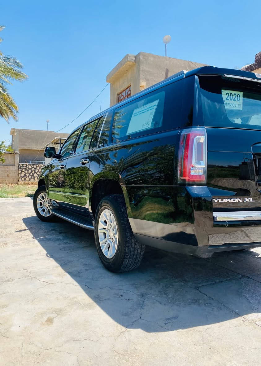 GMC. 2017 وكالة المنصور
مكينه جديده قبل شهرين بدلتها لون السياره اسود اصل رقم اربيل انكليزي للأستفسار الاتصال على هذا الرقم 

‭‭***********‬

سياره خير من الله احلى من الصور المواصفات

1=رادارات امامي وخلفي 

2=تحكم ستيرن

3=كشن كهربائي 

4=كامره خلفيه

5=قاصه سريه

6=مثبت سرعه

7=تثبيت مسار على الطريق

8=نظام مانع انزلاق ABS

9=صعود ونزول المرتفعات تلقائي

10=نظام مساعة التوقف 

11=سماعات Boise

12=شاشه
