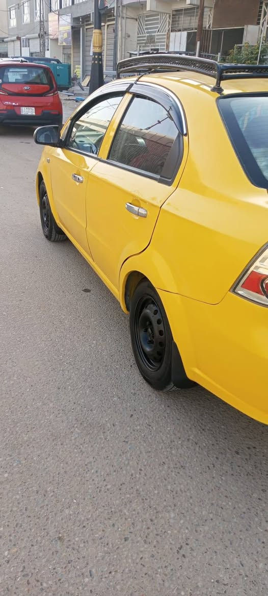 السلام عليكم أفيو خليجي للبيع موديل 2011 مكفوله من ضربه مكينه وكير وحداديه خير من الله كير اوتو مكينه مفتوح سياره جاهزه  من كلشي رقم بغداد سنويه 2027 سياره صبغ عام للجماليه السعر 52 وبيه مجال بسيط تصال عل رقم *********** مكاني بابل
