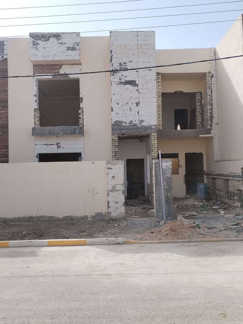 الجميلي للواجهات  والتصاميم والواجهات حجر طلس فوم  مرمر لبخ كادر العمل ابطال محترمين مودبين شغل بدقه وعتناء للتفاصيل والستفسار الأتصال على الهاتف ***********📲 تحياتي إلى حضوركم🏤 🏛🏢
