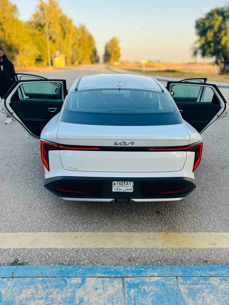 كيا k4 موصفات LX
بصمة وتشغيل عن بعد 
ابواب بصمة 
محرك 2000 بدون صبغ بدون دواخل ايرباك سليم 
فقط خشم البنيد وراجع بارد بغداد, العراق


**إذا كنت صاحب هذا الإعلان وتريد حذفه لأي سبب، رجاءا أرسل رسالة إلى الدعم الفني**