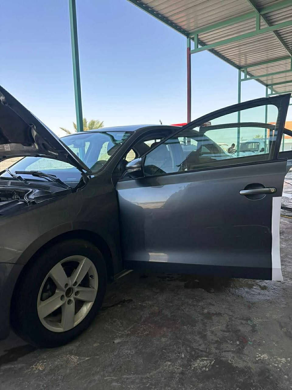 فالكس واكن
محرك الفين تنفس طبيعي

خليجي السياره 

بيه قطعتين 

قطعه صبغ وقطعه بارد

رقم اربيل باسمي 

٢٠١٢ ماشيه ١٧٥ km  

سعر١١٠ وبيه مجال

***********
يرهم بيع ويرهم مراوس
