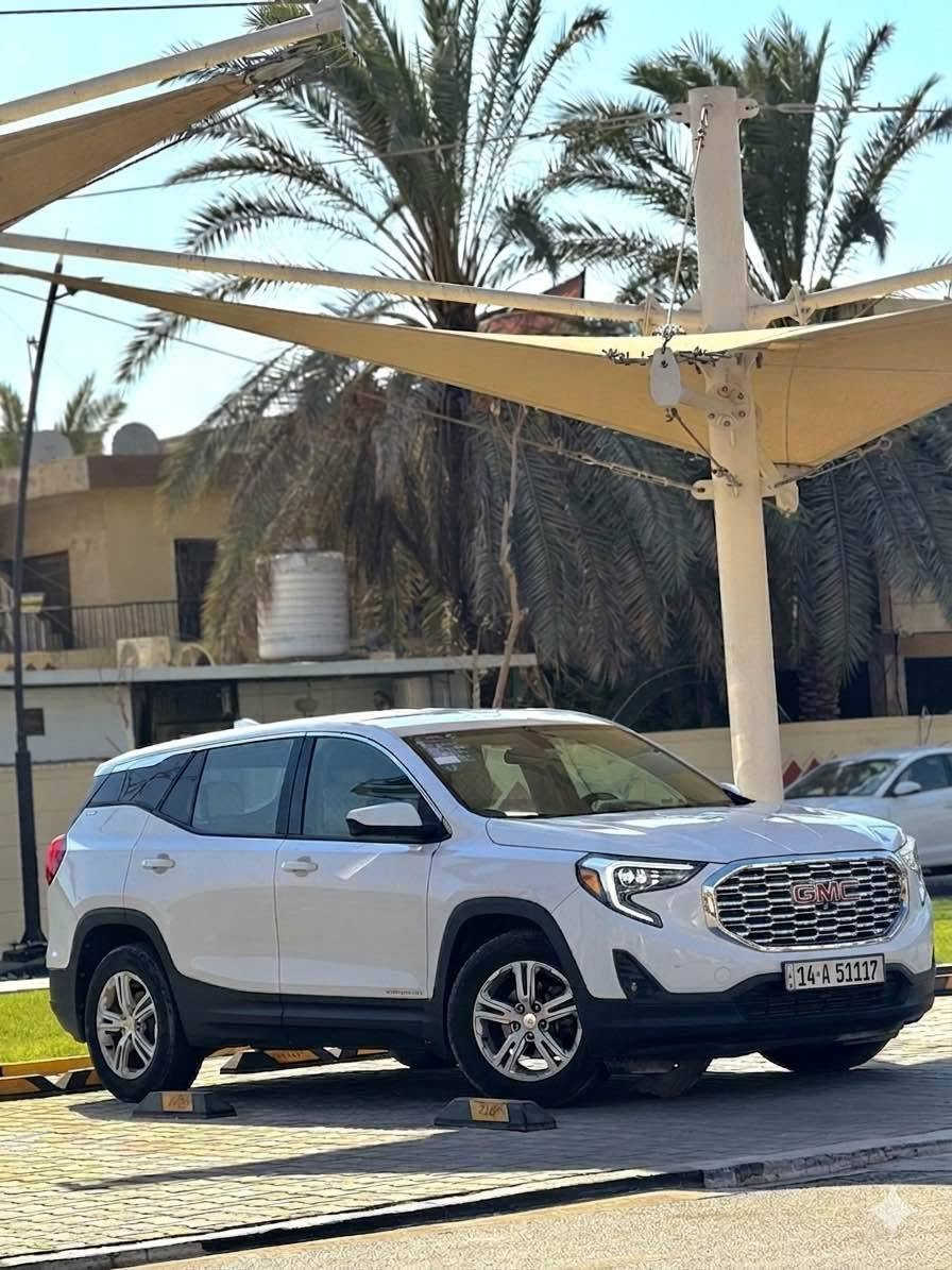 سلام عليكم . 
GMC TERRIAN SLE 2019 .
جمسي تيران SLE ٢٠١٩ 
رقم السيارة بصرة أ الدولي الجديد بأسمي تحويل ثاني يوم. 

السيارة وارد امريكي . داخلة كفالة فقط دعامية امامية كما موضح بالصورة داخل المنشور . كفالة من التبديل والصبغ والغرق . 

فئة السيارة SLE . ✅
السيارة ماشية 154 الف كيلو . 
١- محرك السيارة 1500T مكفول . 
٢- كير ست سرعات مكفول . 
٣- تبريد قطعتين امامي خلفي . 
٤- ويل حجم 17 . 
٥- لد نهاري . 
٦- لد امامي خلفي . 
٧- شاشة وسطية تدعم نظام الابل كار بلي . 
٨- سايد بريك بصمة . 
٩ - اوتو هولد . 
‼️السيارة كاملة ما بية اي نقص على ايدي . 
📍. مكان السيارة بصرة 
سعر السيارة ( 152$ ورقة وبيهة مجال ) 
الهاتف 
*********** البصرة, العراق
