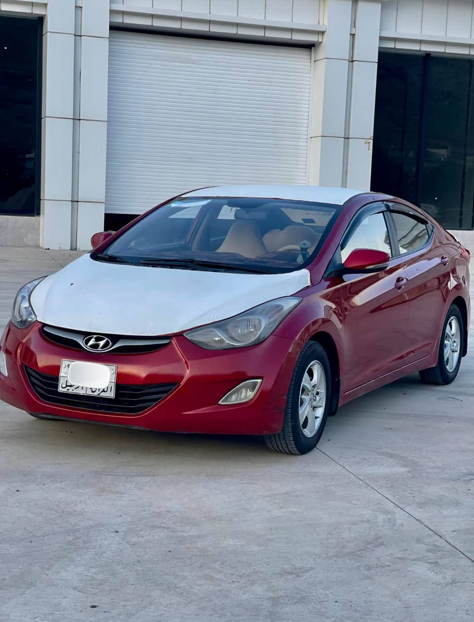 Hyondai Elantra 2012
گێر عادى
مەکینە گچکەی مەرغوب 
گێر و مەکینەی نەکراوە بە شەرتە
سەیارەکە هی ماڵەوەیە هی مەحرەز نیە
سەیارەکە تەزرەى هەیە
سەنەوی بەسەر چووە
نرخ 86 مەجالەکی کەم 
ژمارە مۆبایل ***********
تکایە مشتەری تێل بکە جوابی نامە نادرێتەوە أربيل, العراق
