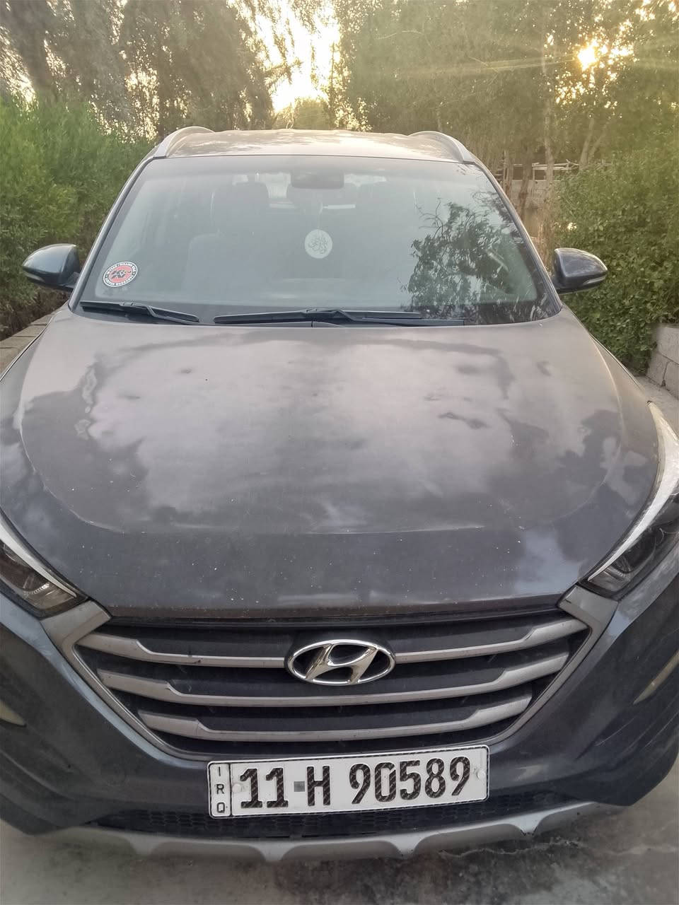 سلام عليكم توسان 2017 ماشيه 106 حقيقي سياره جاهزه وحلوه مال جناي ممتعوبه وارد امريكي حادث ركن البنيد بدون تبديل مثل مموضح بصوره رقم نكليزي تحويل ثاني يوم  165 وبيهه مجال العنوان بغداد قرب صيطرت الج ‏‪***********‬‏
