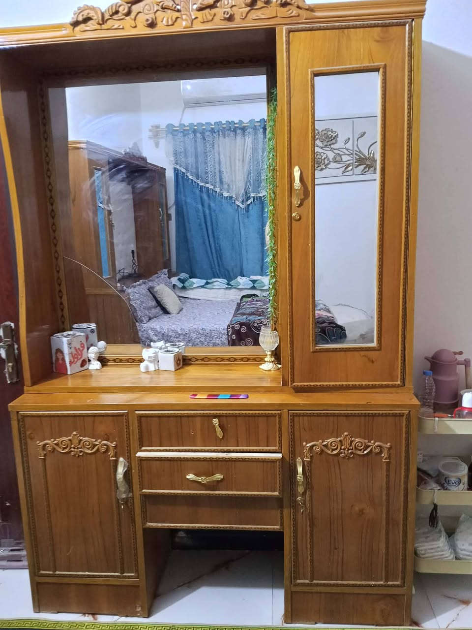 غرفه مستخدمه  وكلش نظيفه  اي نقص مبيها 750وبيها مجال


**إذا كنت صاحب هذا الإعلان وتريد حذفه لأي سبب، رجاءا أرسل رسالة إلى الدعم الفني**