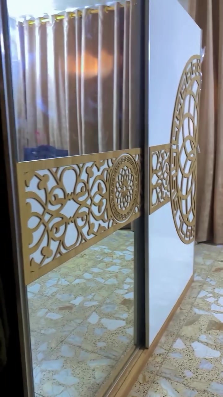 كنتور وميز تواليت لبيع ١٠٠ وبيهن مجال


**إذا كنت صاحب هذا الإعلان وتريد حذفه لأي سبب، رجاءا أرسل رسالة إلى الدعم الفني**
