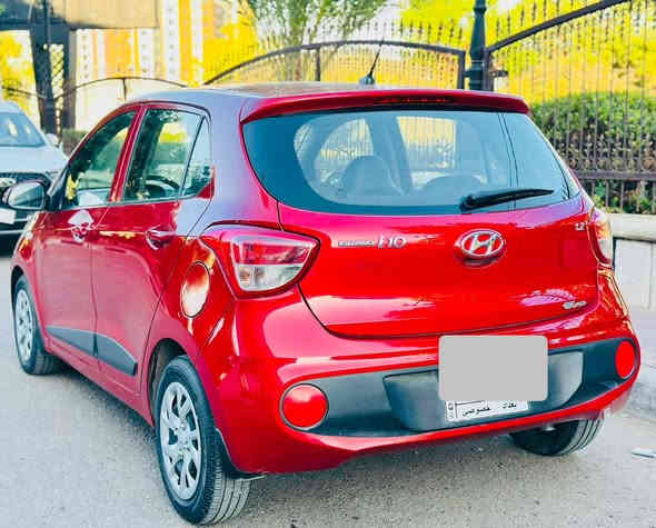 هونداي اي تين
موديل 2020 
خليجي مكفوله من صبغ او تبديل 
بيه اصبع بارد باب وره صدر وباقي فقط 
ماشي 17 الف 
شاش 
تحكم استيرن 
رقم بغداد 
مكان سياره سيديه شارع 40 
تلفون ***********
