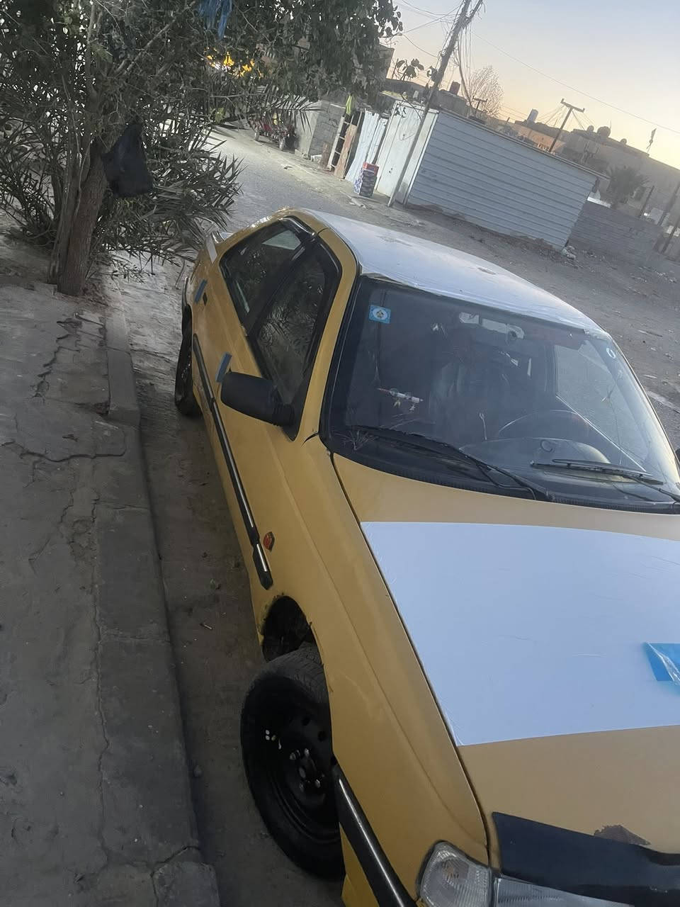 بيجو روى البيع
محور ونجي  اوتماتيك

موديل 9 

مكاني ميسان

بيها عطل ابراكيت طاك من صفحه وحده
السعر 27 وبيها مجال 

***********
