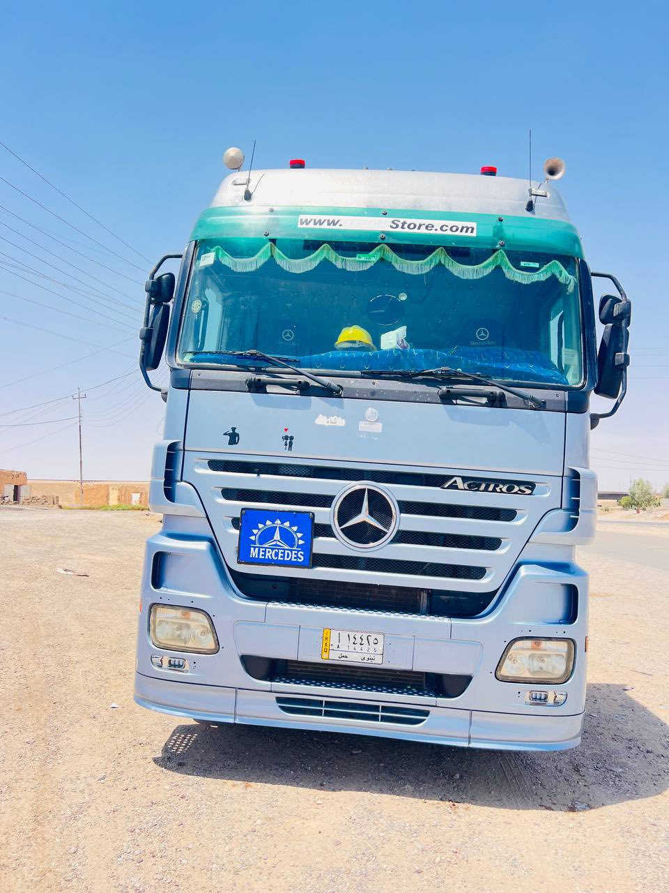 سياره. للبيع   موديل 2006. رقم الهاتف ***********
