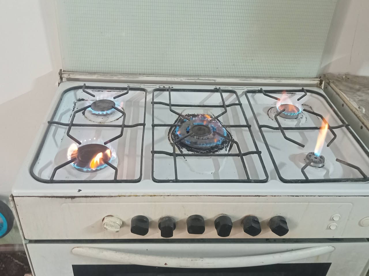 للبيع طباخ حجم كبير شغال كامل ب٢٢٥بي مجال


**إذا كنت صاحب هذا الإعلان وتريد حذفه لأي سبب، رجاءا أرسل رسالة إلى الدعم الفني**