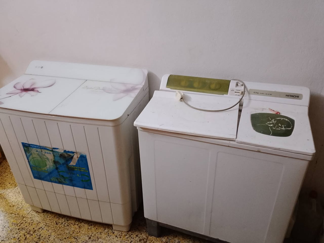 سلام عليكم غسالات للبيع اثنينهم شغالين كلشي ما بيهم بس النشافه عاطلين سعرهم 150الف واحد بيهم 8كيلو والثاني اعتقد 15الخاص مفتوح


**إذا كنت صاحب هذا الإعلان وتريد حذفه لأي سبب، رجاءا أرسل رسالة إلى الدعم الفني**