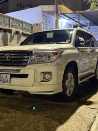لاندكروز 2014 فول 1على 1 بريم  ماشيه 125 بيها شبر بلباب الامامي من جوه...