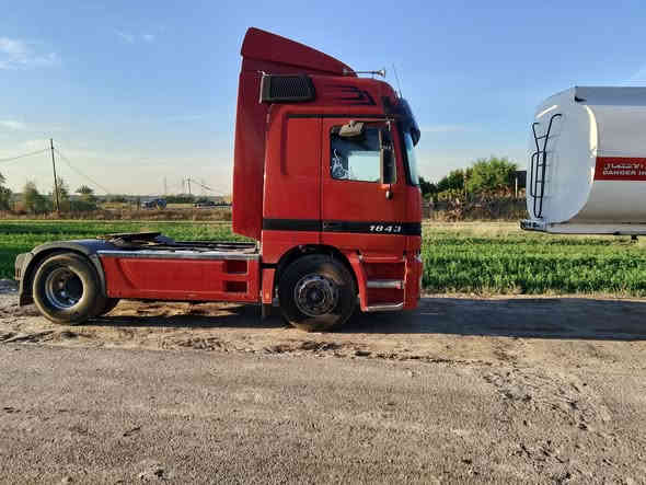 سلام عليكم اكتروز ميكة موديل2000 تانكي مصلاوي جوبلس قواطع بدلتهن جدد تخم تاير راس وعربانة GBS+تصريح + طوناج كلة كامل لسيارة عل شغل 
لسيارة ما معتمدة على اي شركة 
سعر 275 وبيهة مجال 
***********
*********** 
مكان بغداد تاجي
