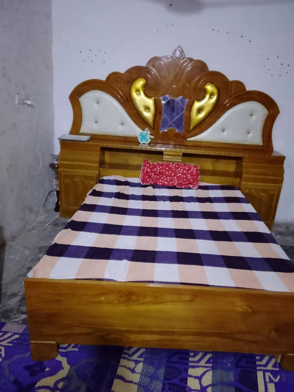 السلام عليكم شباب غرفه للبيع ام السته ام الحق غرفه خشب عراقي غرفه نظيفه سعرها 750 والشراي خابرني وما متواجد على انترنت مكاني بابل اسكندريه مجمع حطين
***********
‏‪***********‬‏
