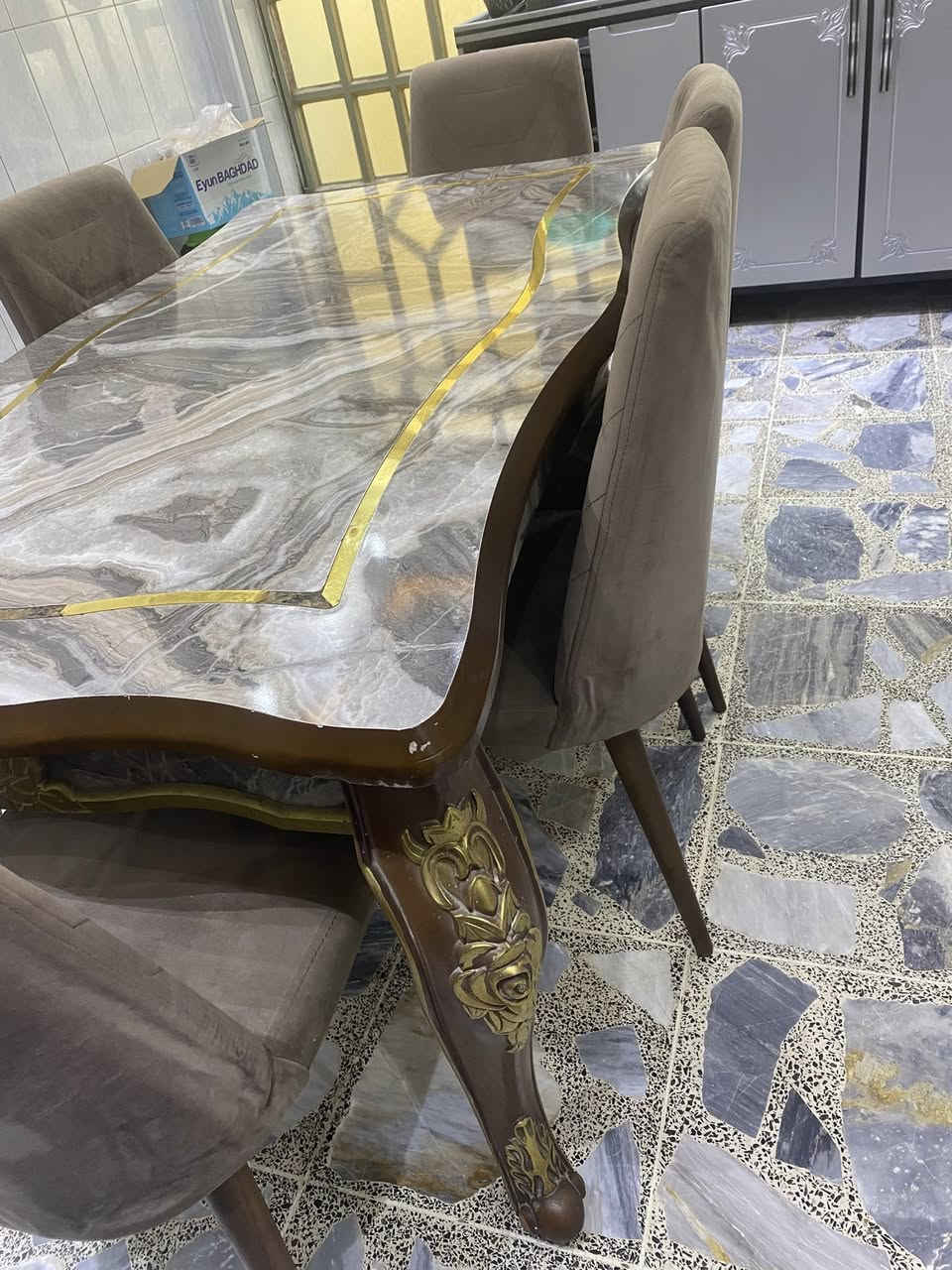 ميز طعام مع ٦كراسي سعر ٢٥٠ وبي مجال وعن حلال بي ضرر بسيط


**إذا كنت صاحب هذا الإعلان وتريد حذفه لأي سبب، رجاءا أرسل رسالة إلى الدعم الفني**