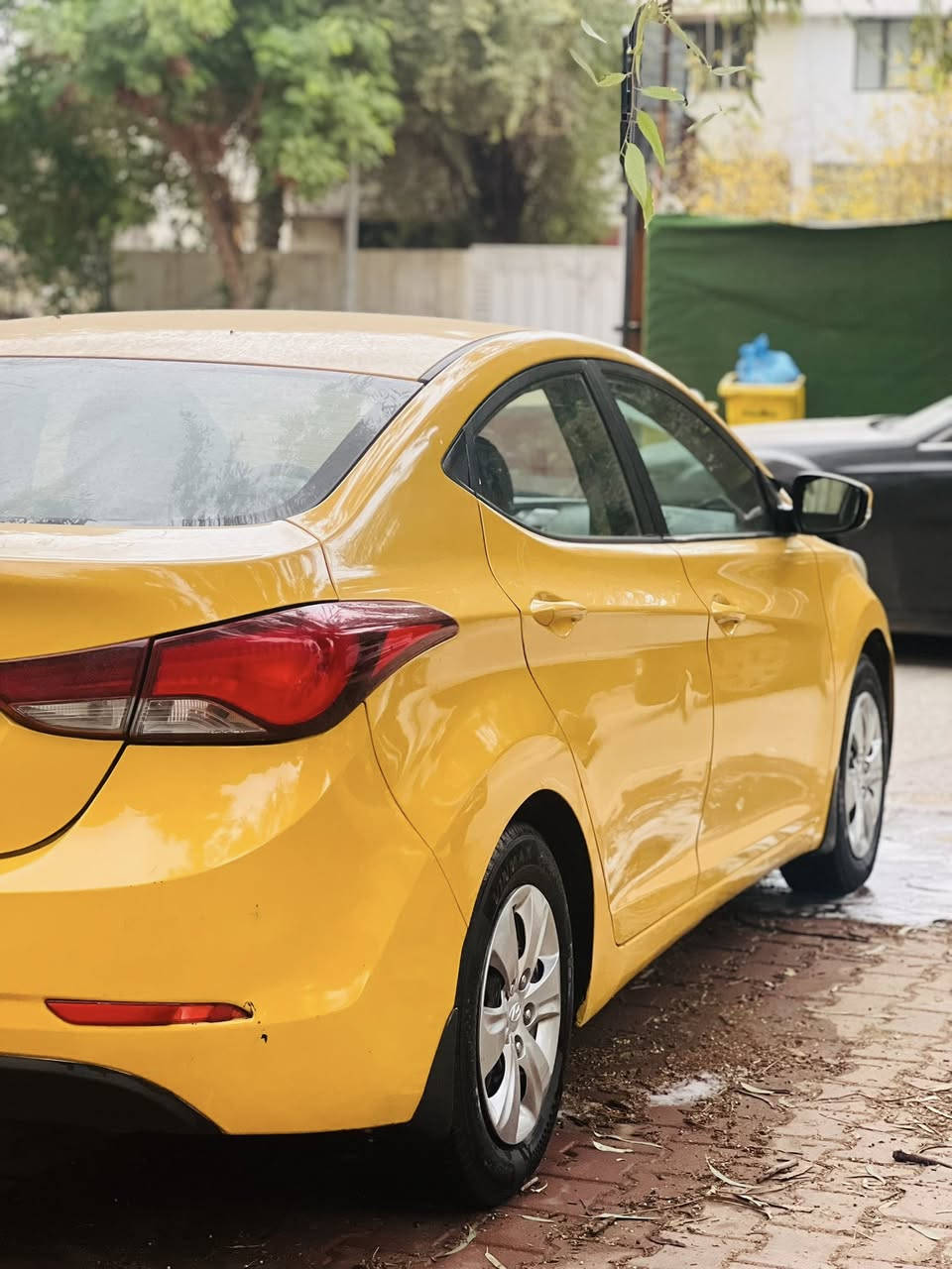 السلام عليكم من رخصة لادمن المحترم للبيع  هونداي النترا2015شركة العامة للسيارات خليجي مال شركة القلم اي استفتار موجود خاص او اوتساب ***********
