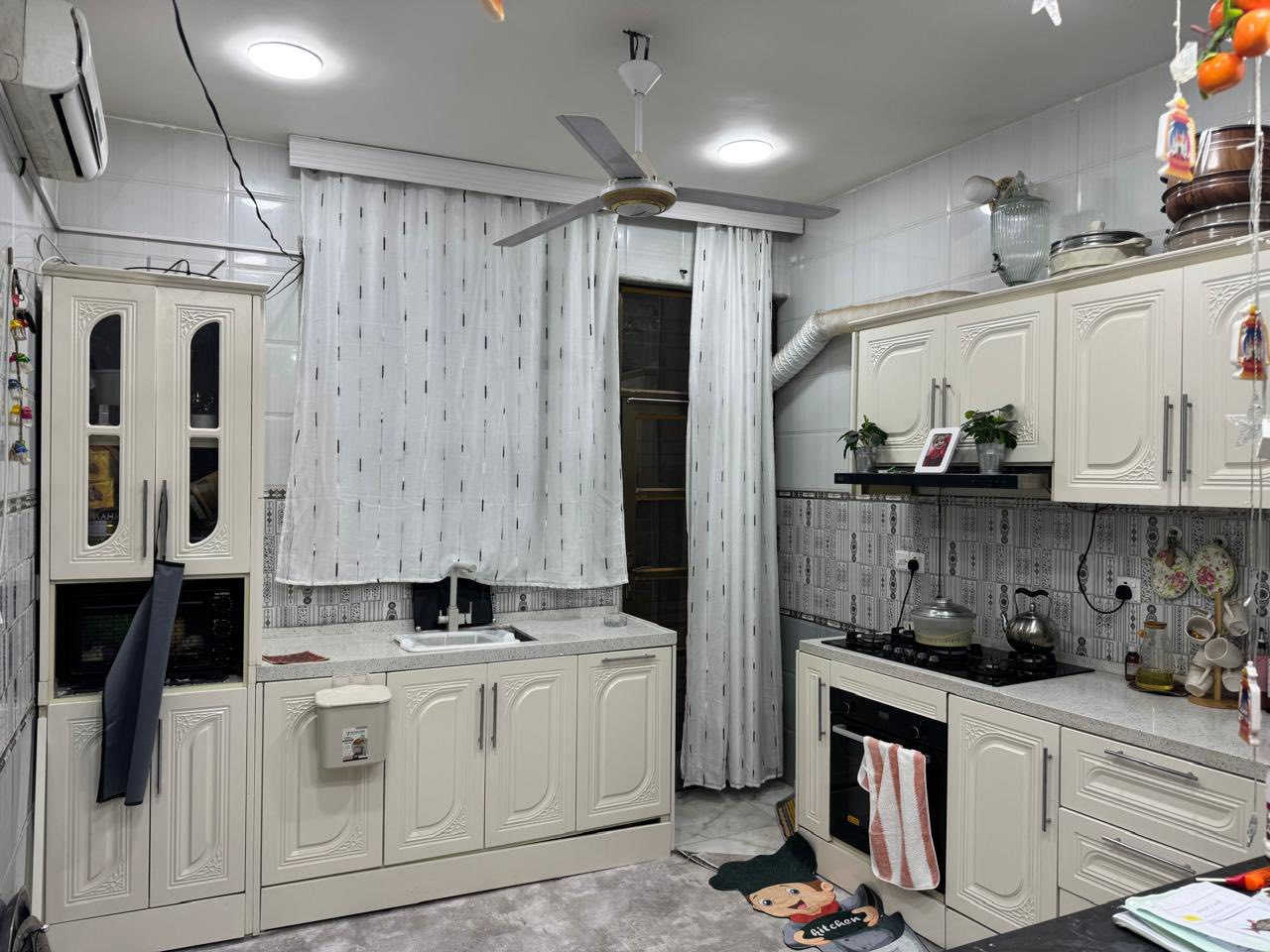 السلام عليكم
دار للبيع بناء حديث طابوك  مساحه 100 متر سند 25 ملك زراعي (ملك شخصي)  البيت مدخلين مطبخ واستقبال طابقين 3 غرف نوم مع الملحقات شارعه تبليط 
كميره /شارع ابو كفه 
***********
