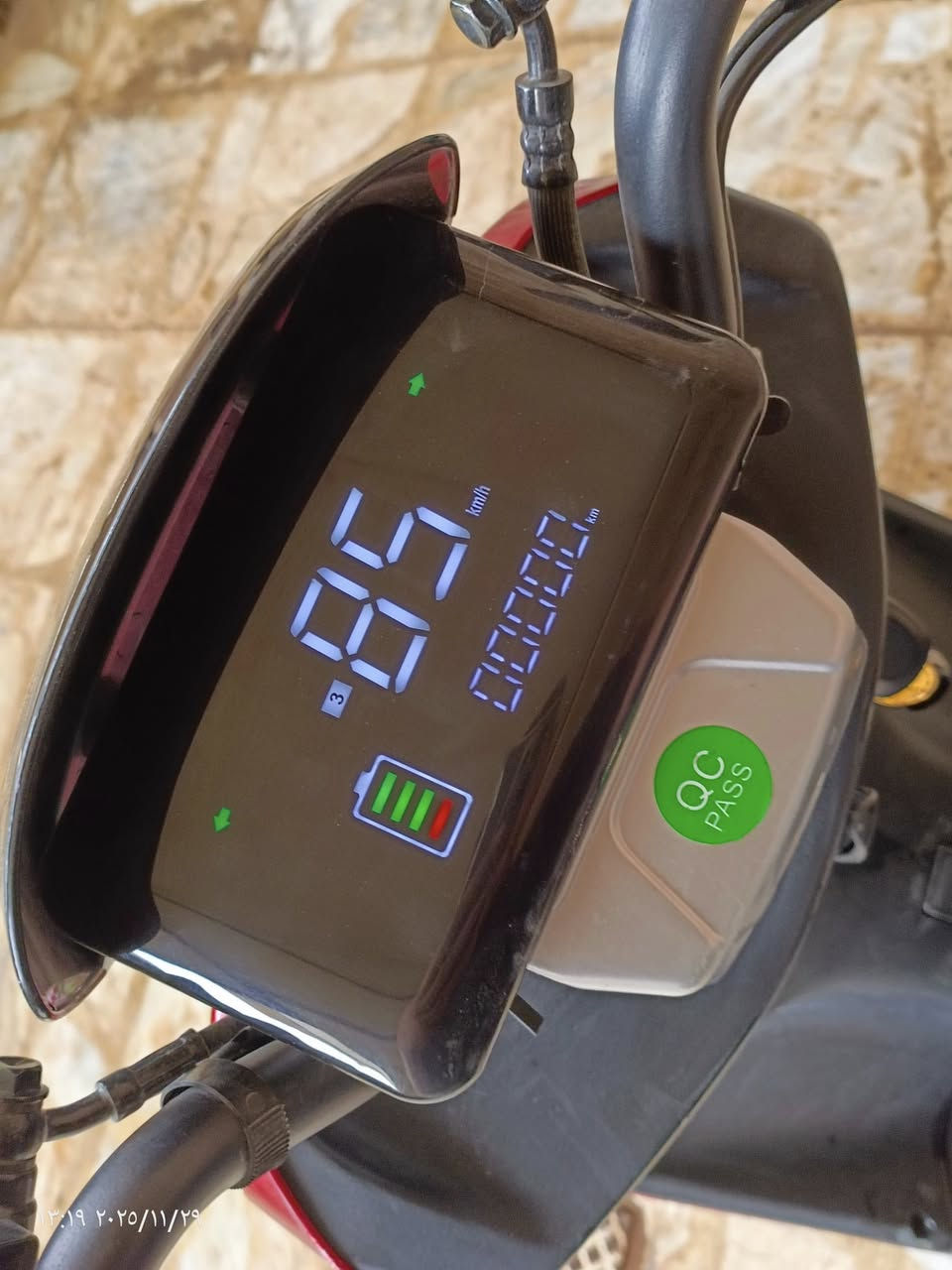 سلام عليكم
دراجه شحن للبيع السعر بل اخير 
دبل اشاره شغال
لد نهاري 
لد ليلي
سرعه 85 كامل
ثلاثه نمر 
بيها رجوع للخلف
بيها جنطه جبيره
سويج عدد2 و بصمه عن بعد وحده
ستانه جبيره وستانه جانبيه سريعه
بيها منفذ شحن الجهاز
منفذ شحن الدراجه محمي 100٪ من الماي
هورن مختلف
مقاومه للماء
بعد بيها هواي مواصفات بس تشوفها بعينك
مستعمله صارلها شهر 
تجيك الدراجه مغسوله ومجهزه و وياها ورقه العقد مالت الدراجه للتأمين اذا عبالك مسروقه
سعر 750 الف وبيها مجال كلش هواي للطيبين مكان طويريج اذا تريدني اجيك حدي لدور الحجر و ابو جوعانه و للولايه بس هذا الرقم واتصل عليه مراسله واتساب او خط ***********
