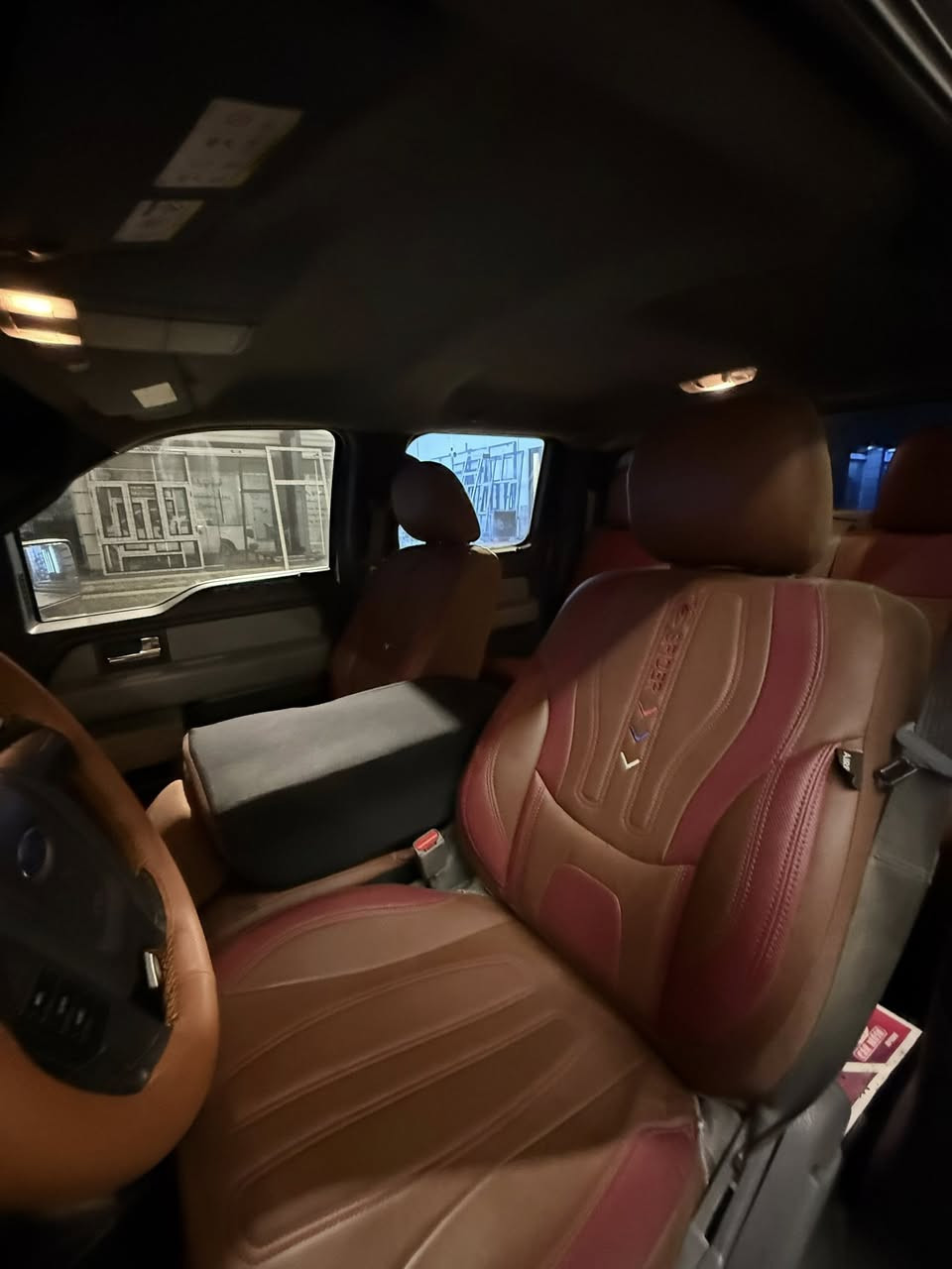 فورد للبيع او المراوس
f 150 6v 3700
خليجي وكالة نيفا 
2013
كفالة عامة + كير مكينه جدد كفالة 
ترايك وين متريد 
باب طويل 
السياره خير من الله 
تخم تاير جبلي 
منضومة احتراق جديدة 
السياره مشالله مكاني بغداد البوعيثة 
***********
