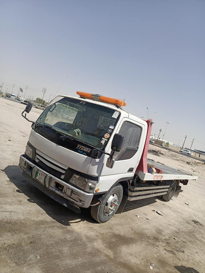 السلام عليكم سطحة اسوزا 2000 مكينة وكير وحدادة وكلشي مكفول وعلى حسب الأصول راس مازدة  شغاله وجاهزه للعمل حركتين ماطور سحب  وتنزيل ورفع 
مكان السياره الزبير فلكة السيطرة البحريه البيع لعدم التفرغ جاهزه للتحويل 
السعر 125
*********** البصرة, العراق
