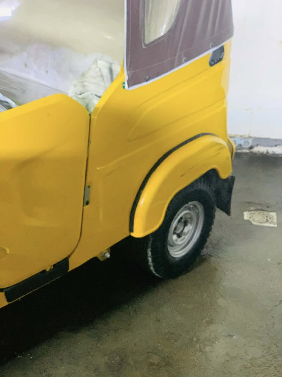 السلام عليكم تكتك 21ش4تكتك مصبوغه لجمالية بيها معجون فقط بلغد مكينه خير من الله اكسل مكفول شراي يخابر *********** المكان بغداد الغزاليه
