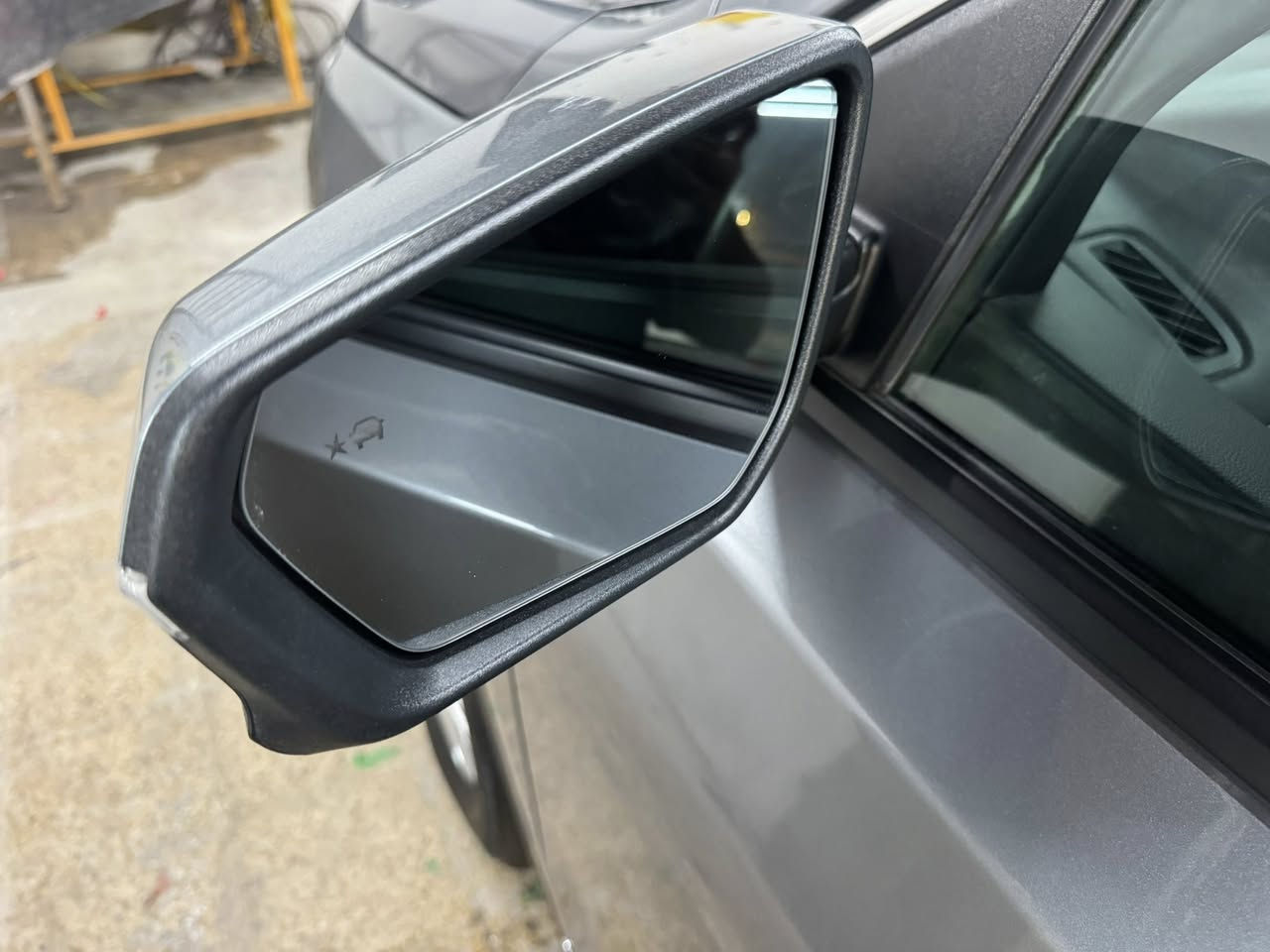 تيران ٢٠٢٢ مواصفات sle ماشيه ٣٦ كيلو  رقم اربيل  صبغ بنيد جاملغ باب سكن بدون ايرباك بدون شاصي 
السعر ١٦٥ 
مكان كركوك 
***********
