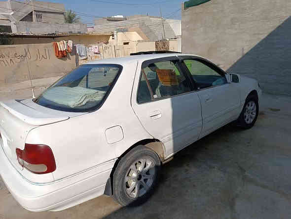 93 موديل دمعة  كير عادي محرك خير من الله سيارة نشطه  سعر 25 ورقة مال مستعجل ابيع رقم موبايل ***********
