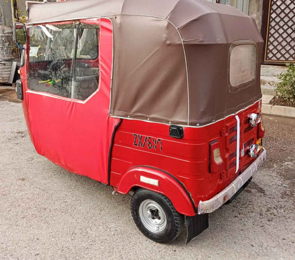 السلام علیکم تكتك موديل 18
أوراق كامله شركه المصطفى
مكينه 20 مجفت شركه
بغداد مدينة الصدر
السعر 3600 وبيه مجال لشراي
***********
