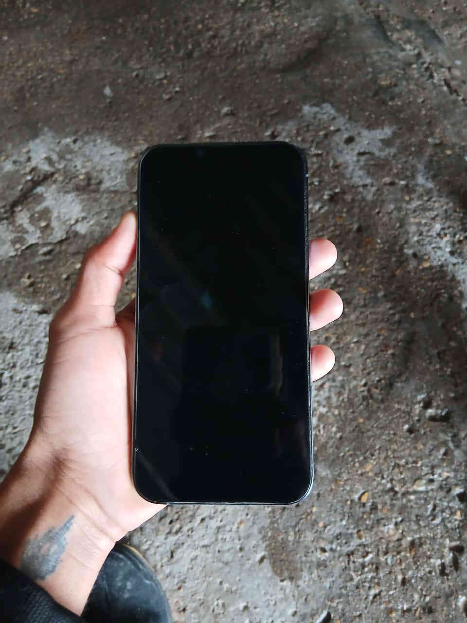 آيفون 13برو ماكس

ذاكره 256
اللبيع ملحقاته

ألون بحري جديد
بطاريه 88
كرتون 😉
شاحنه 
الماكن واسط قضاء الحي 
التصال ***********
