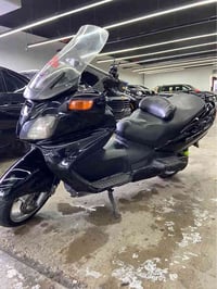 سازوكي سكاي ويف  شرط محرك مكفول محرك 650Cc   الدراجه نص فول  مري شفط و...