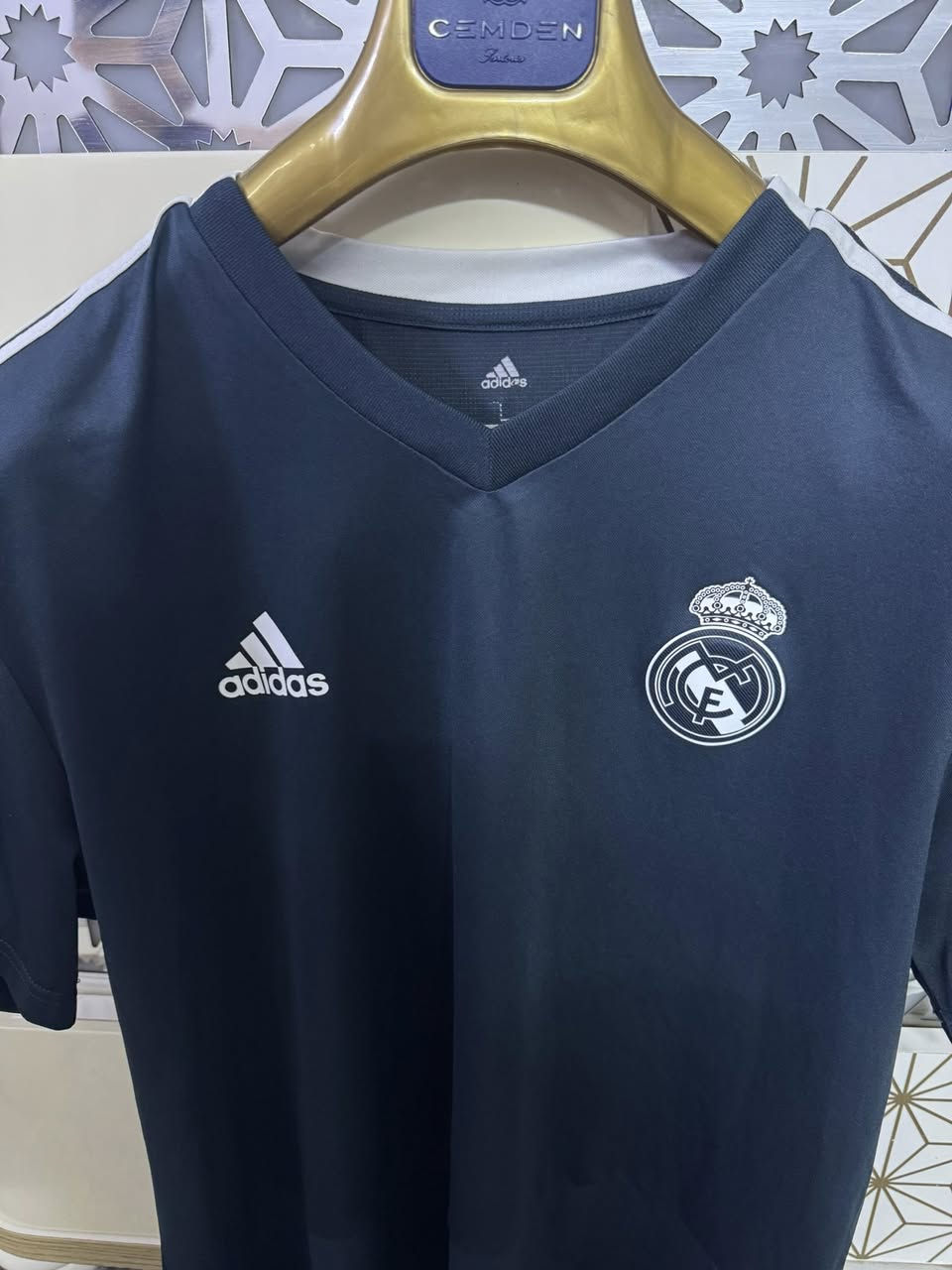 تيشيرت adidas
ريال مدريد
اصلي وكاله
حديث غير مستخدم
قياس L


**إذا كنت صاحب هذا الإعلان وتريد حذفه لأي سبب، رجاءا أرسل رسالة إلى الدعم الفني**