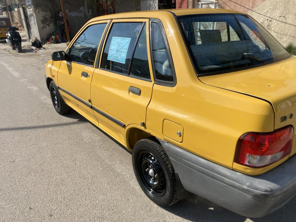 سلام عليكم سايبة موديل 2015 مكينة وكير و حداديه و شواصي مكفولات تبريد ثلج تخم تاير مكفوله من الصبغ والتبديل السعر 37 وبيها مجال هاتف *********** مكان نهايت حي اور
