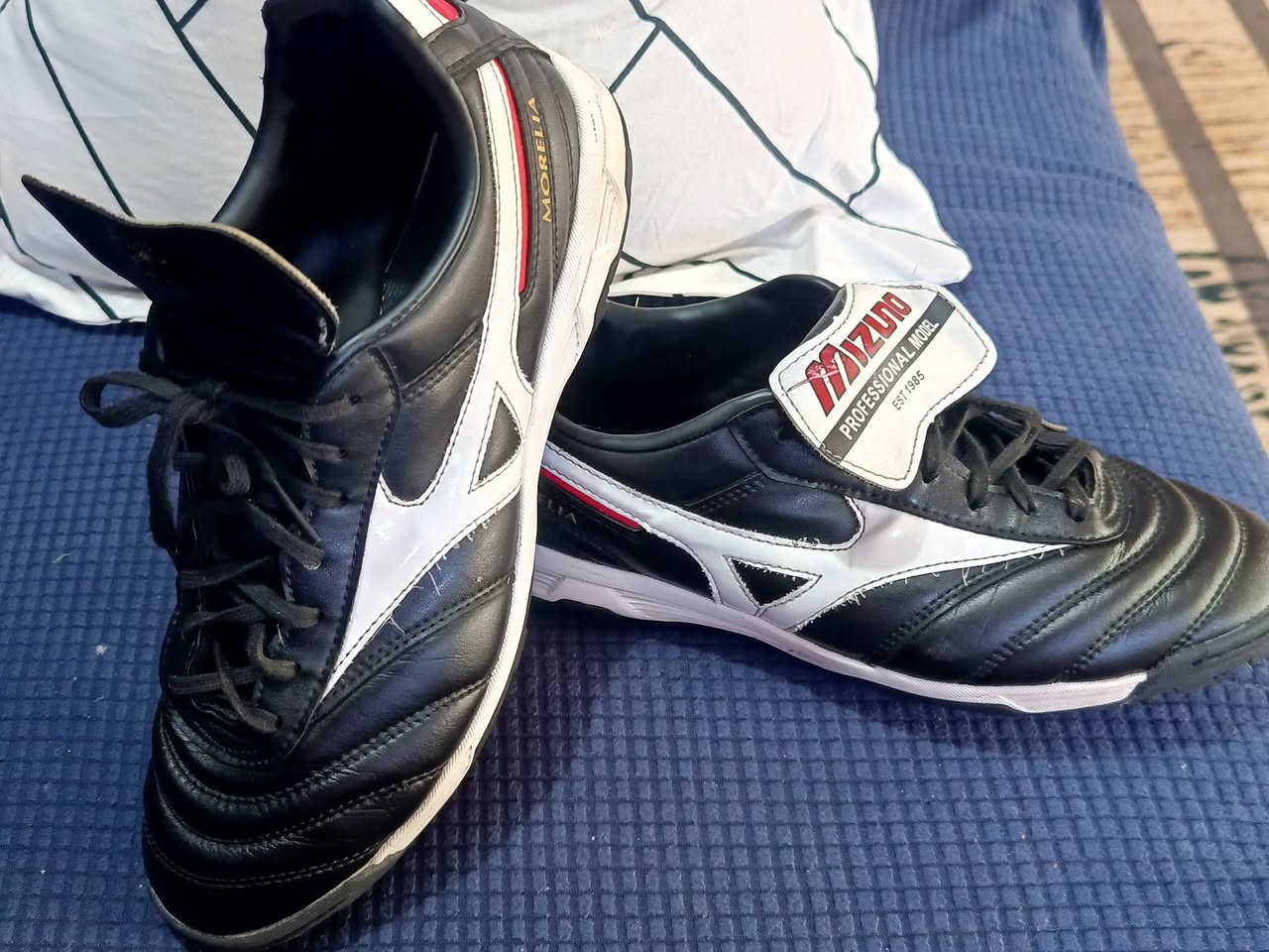 حذاء رياضي تارتان قياس 43 نضيف حيل الارضيه طبية فوم العنوان ساحة عدن وره جوازات ***********
سعر 35 توصيل بس قريب عليه
