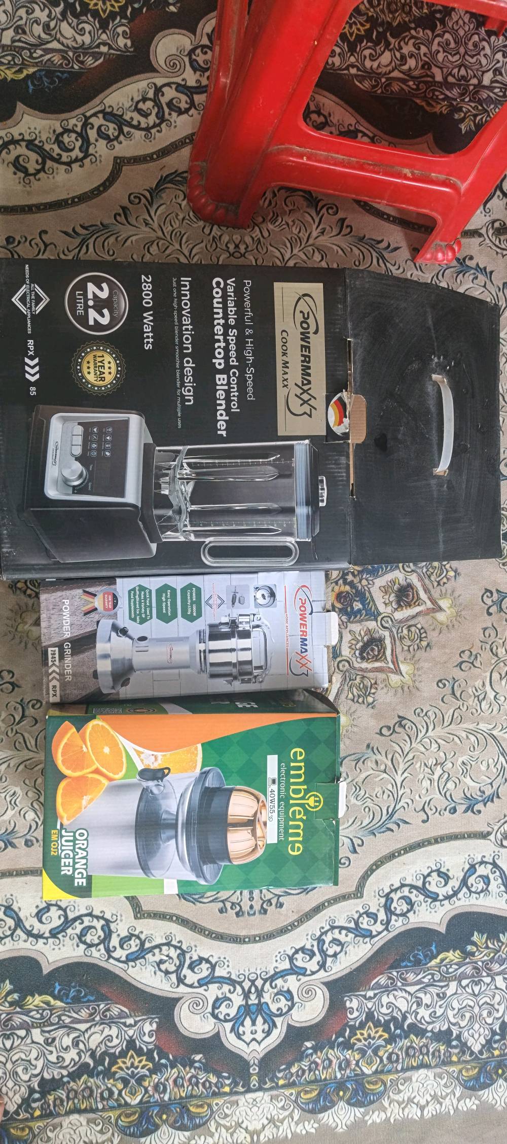 مجمده وصط اخت جديده سعر ٢٠٠
قلايه هواية سعر ١٠٠
معصاره سعر ٧٠
طاحونه سعر ٣٥
خلاط سعر ٧٠
غراض اخو جديد شراي تفضل مو شراي لا تكسر بحاجة ناس

تاجي سبع البور قرب شارع ٦٠